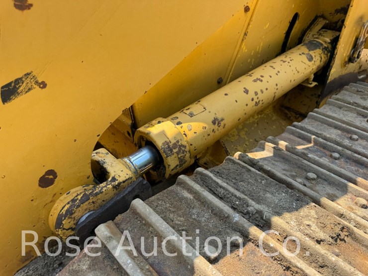 caterpillar-953-image-19