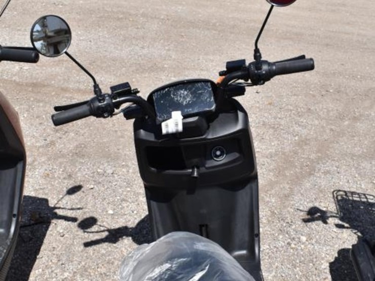 electric-scooter-(serial-#-hy202605050154)-(k)-image-5