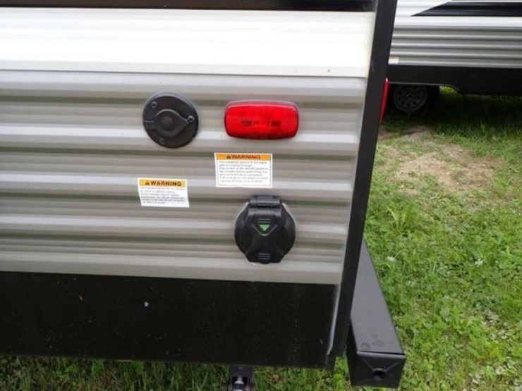 new-non-current-2024-coleman-lantern-series-263bh-image-25