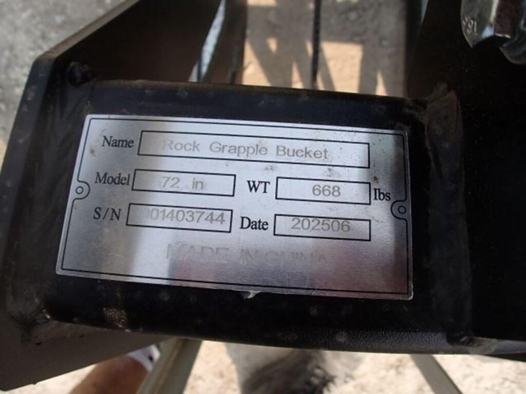 unused-greatbear-rock-grapple-72-in.-bucket-image-15