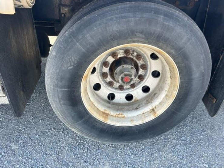 2001-kenworth-t800-image-120