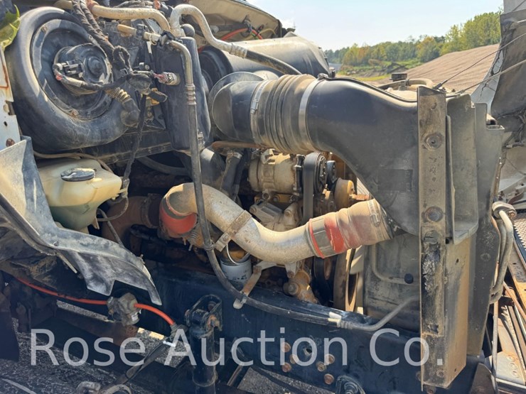 2004-ford-f750-image-15