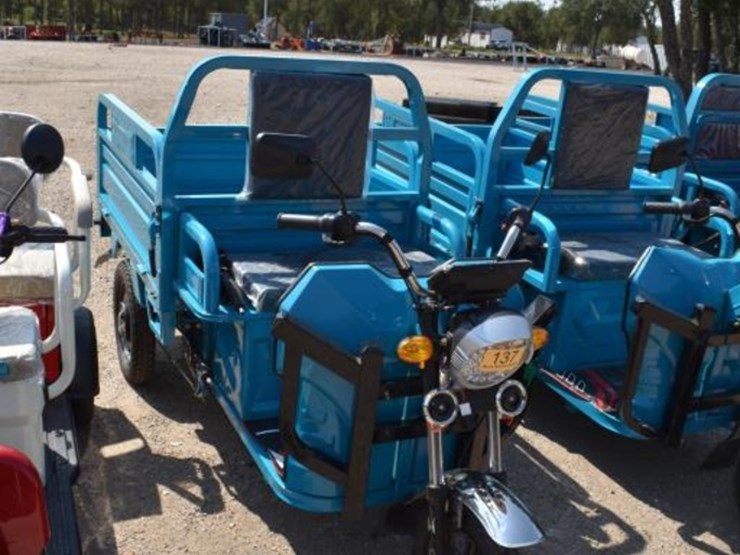 3-wheel-electric-cart-(serial-#-kr2026429amam2935)-(k)-image-1