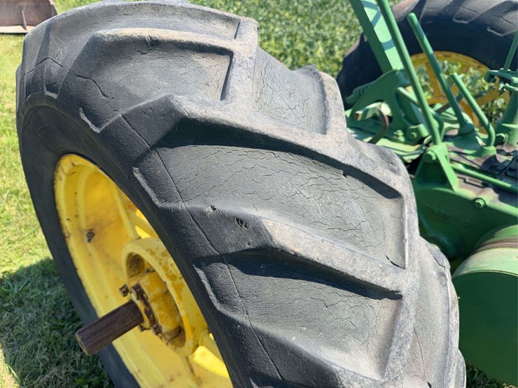 john-deere-b-image-16