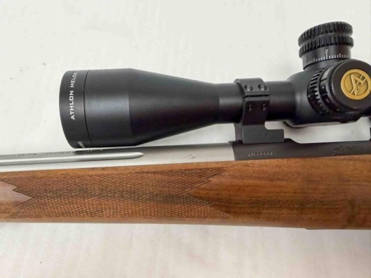kimber-84m-stainless-22-250-rifle-image-22