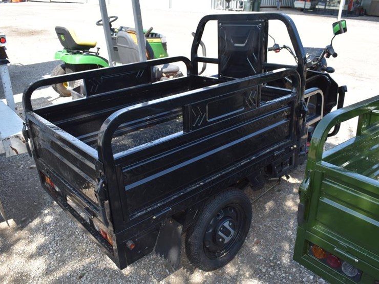 3-wheel-electric-cart-(serial-#-kr2026427amam2801)-(k)-image-3