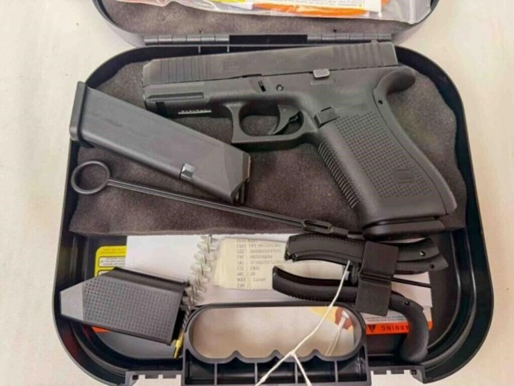 glock-model-45-9mm-pistol-image-1