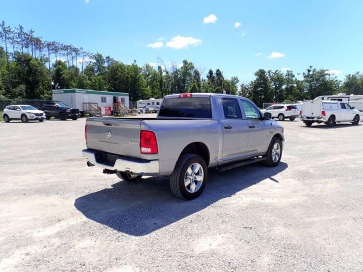 2019-dodge-1500-image-5