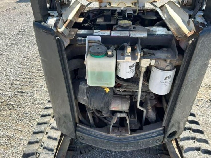 2015-bobcat-418-image-44