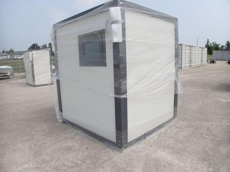unused-bastone-portable-restroom-image-2