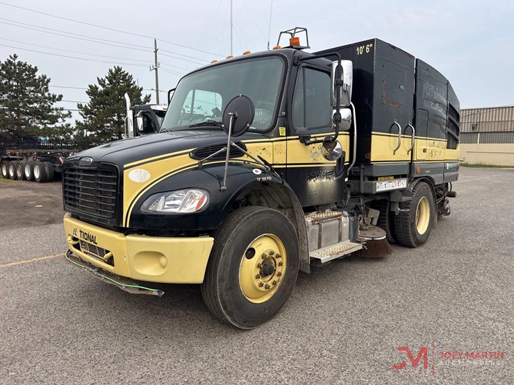 2018-freightliner-street-sweeper-truck-image-6
