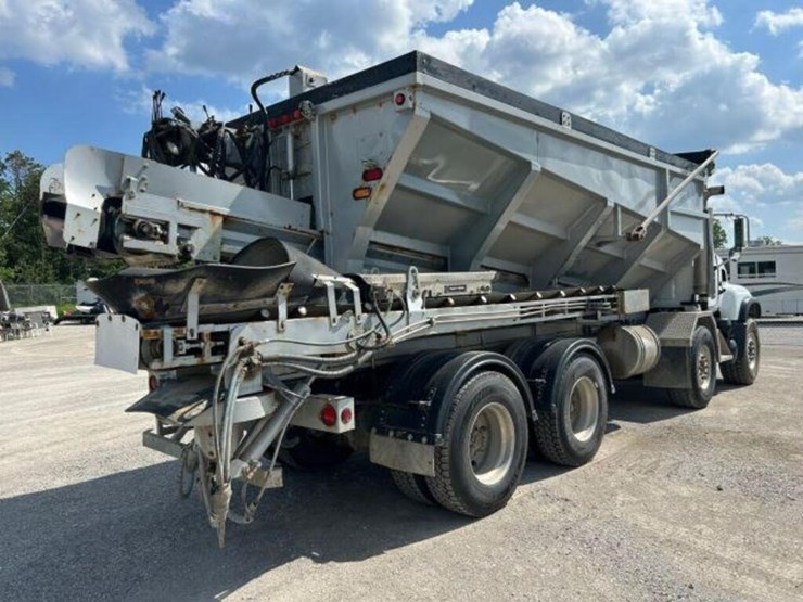 2005-mack-700-t/a-t/a-stone-slinger-truck-1m2ag11c-image-4