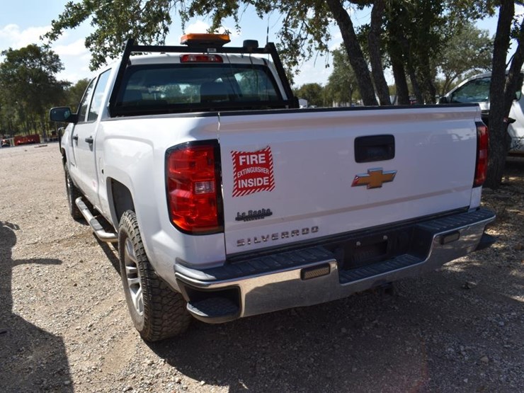 2018-chevrolet-1500-image-10