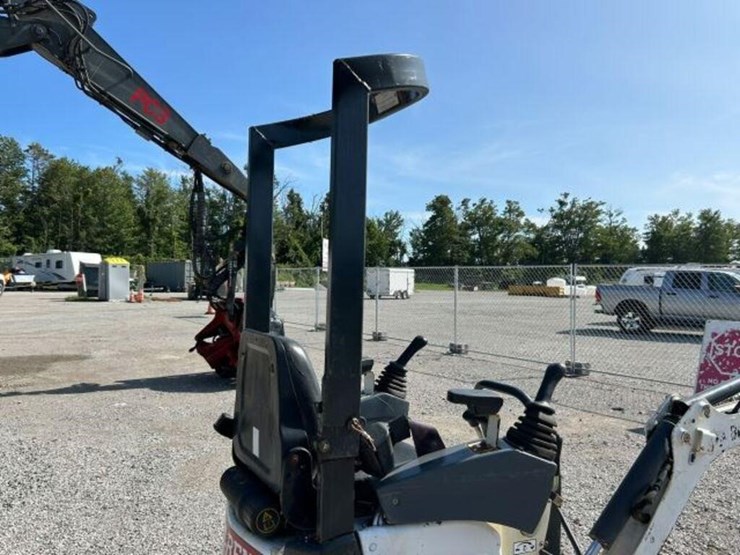 2015-bobcat-418-image-42