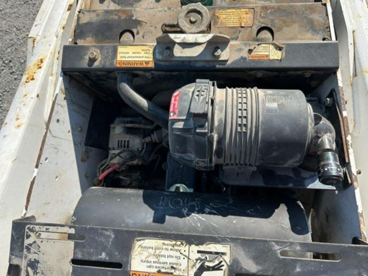 2019-bobcat-mt85-image-14