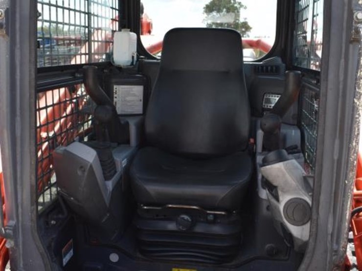 kubota-svl95-2s-image-11