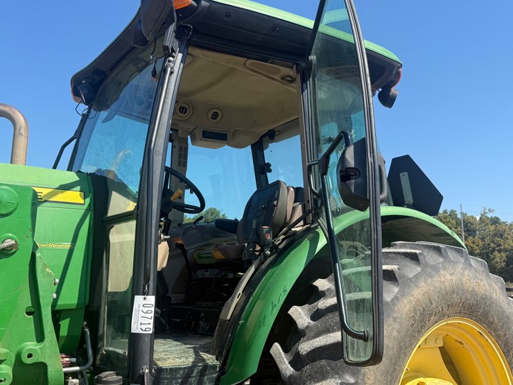 john-deere-6105d-image-27
