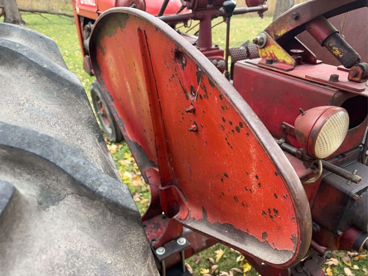 1952-farmall-super-c-image-80