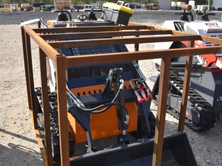 lhr-ht380-q1-mini-skid-steer-(serial-#-not-found)-(k)-image-2