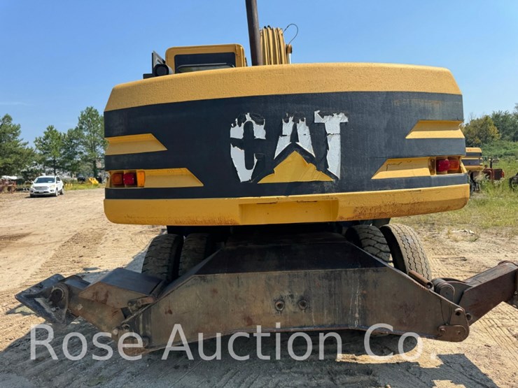 caterpillar-318-image-3