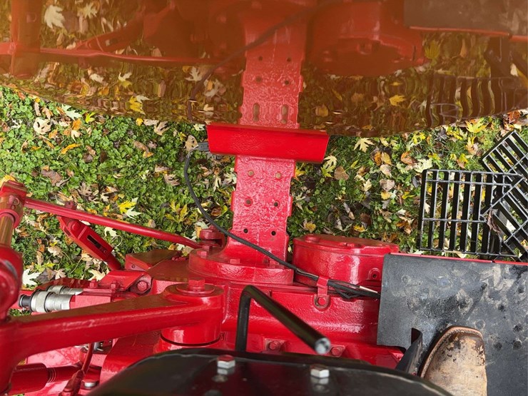 1970-farmall-544-hydro-diesel-row-crop-golden-demonstrator-image-56