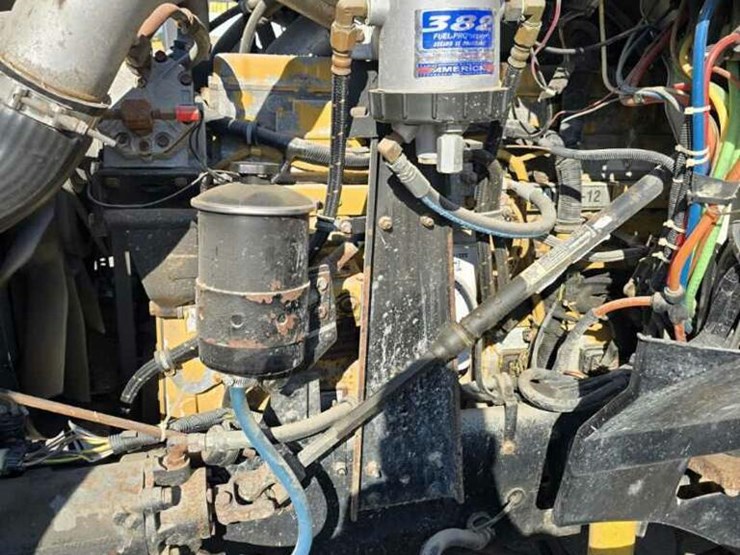 2003-caterpillar-c12-image-28