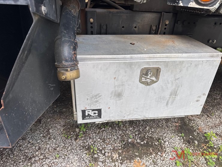 2008-sterling-jetter-/-vacuumtruck-image-26