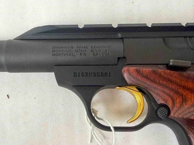 browning-buck-mark-22lr-pistol-image-10