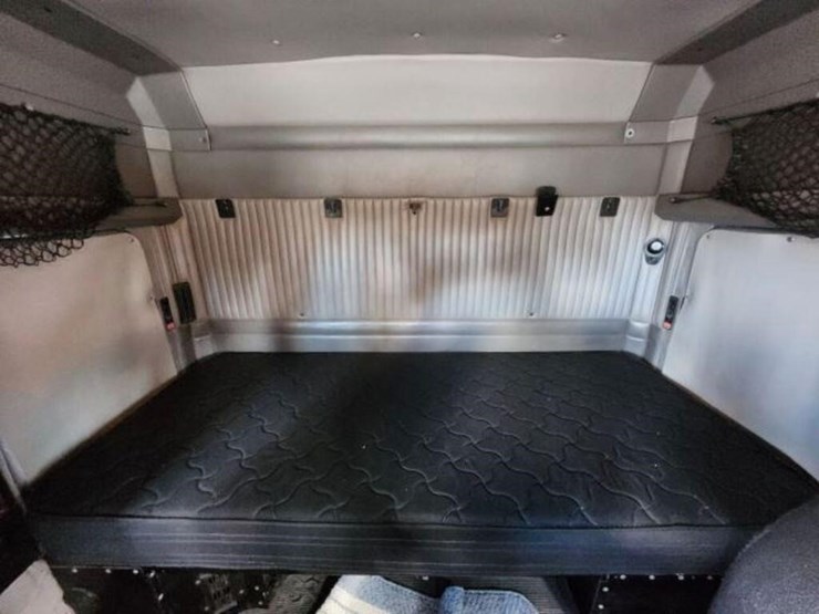 2008-kenworth-t800-image-28