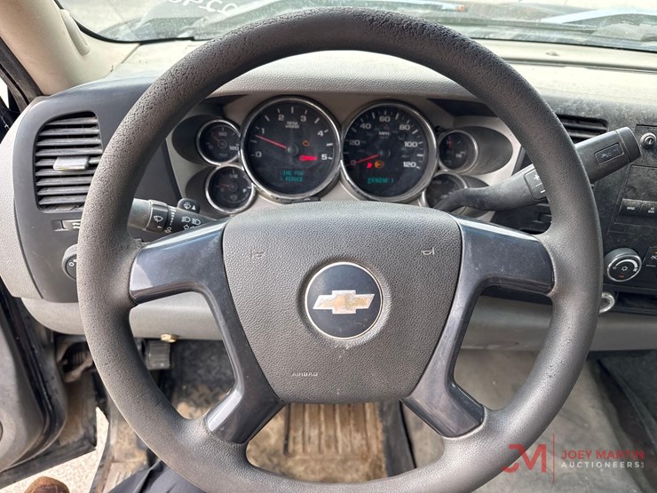 2007-chevrolet-3500-image-35