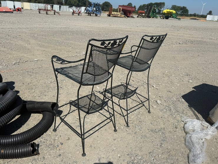 #47907-•-lot-of-(2)-metal-lawn-chairs-inv#47907-image-4
