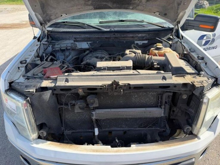 2014-ford-f150-xlt-image-24