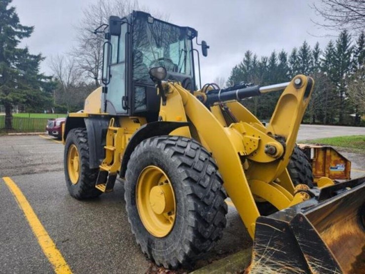 2021-caterpillar-914-image-3