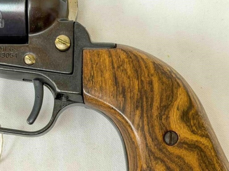 heritage-arms-rough-rider-22lr/mag-pistol-image-7
