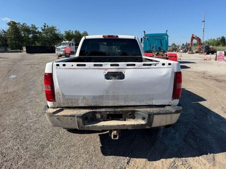 2009-chevrolet-silverado-2500hd-image-5
