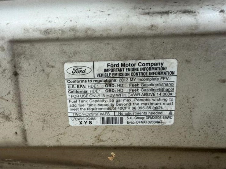 2013-ford-e450-image-48
