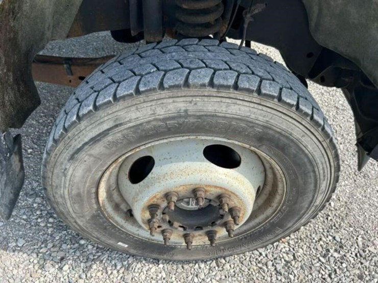 2008-ford-f550-image-60