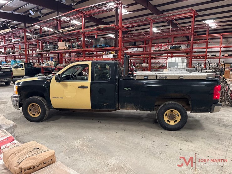 2009-chevrolet-silverado-2500-image-6