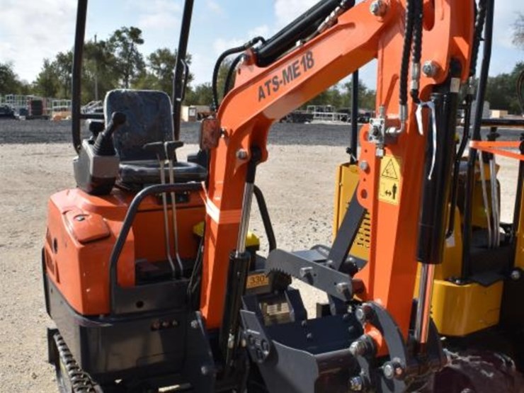ats-me18-mini-excavator-(serial-#-a2602111250)-(k)-image-2