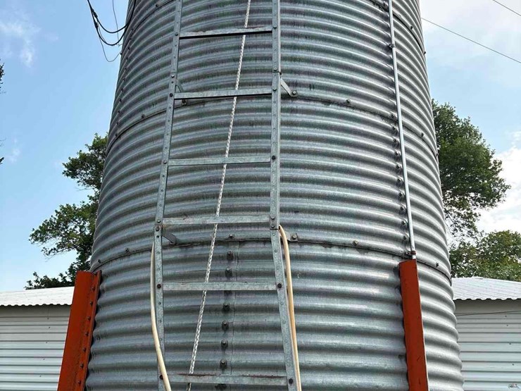 8-ton-bulk-bin/auger-image-16