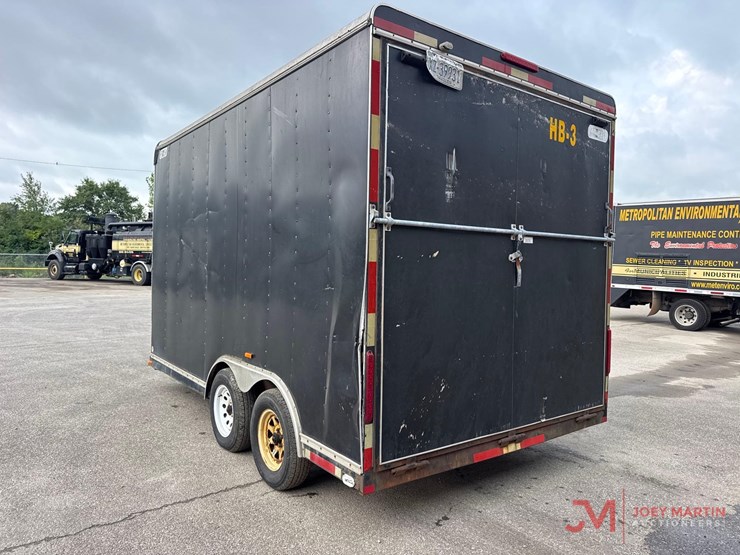2004-car-mate-enclosed-trailer-image-4