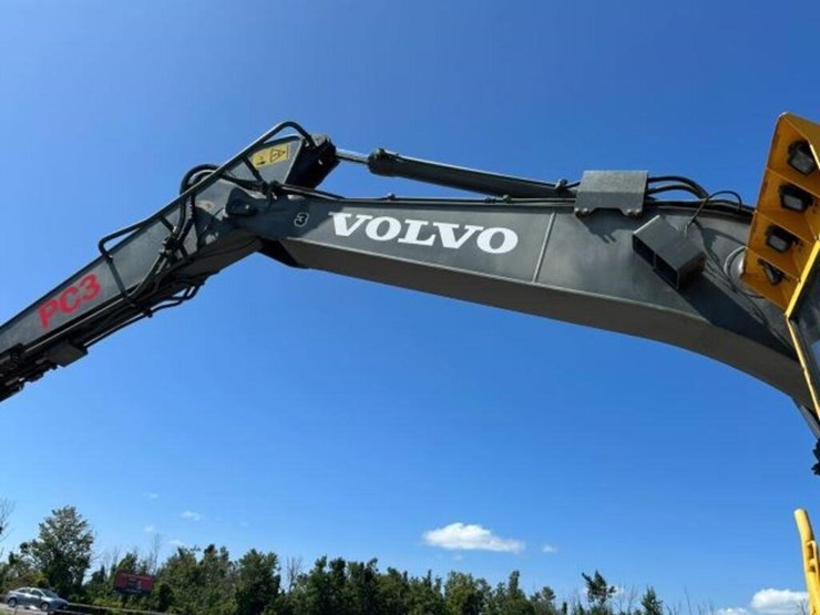 2012-volvo-fc2421c-image-50