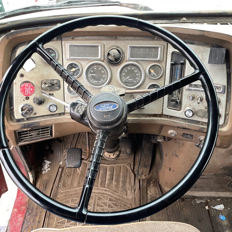 1994 FORD L9000