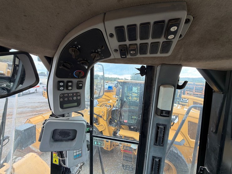 caterpillar-972h-image-16
