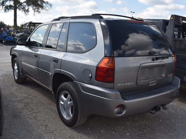 2006-gmc-envoy-image-4