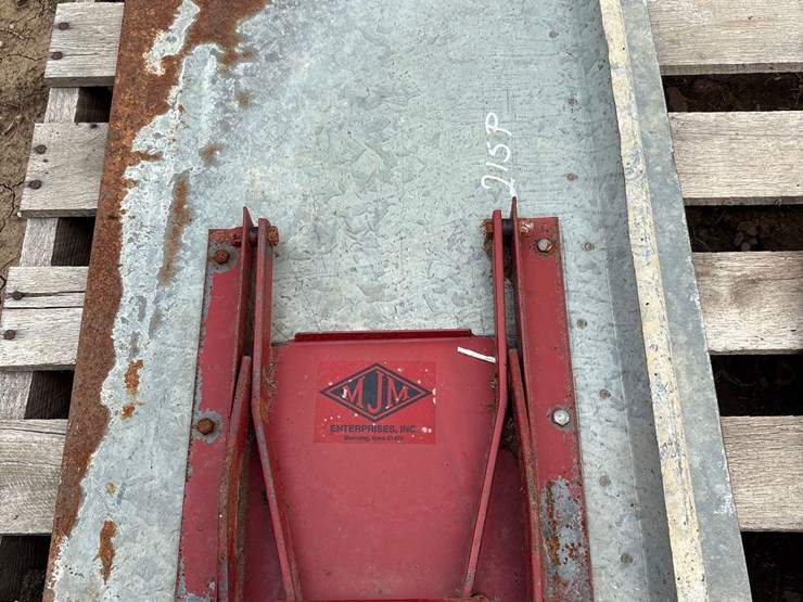 endgate-trap-doors-image-3