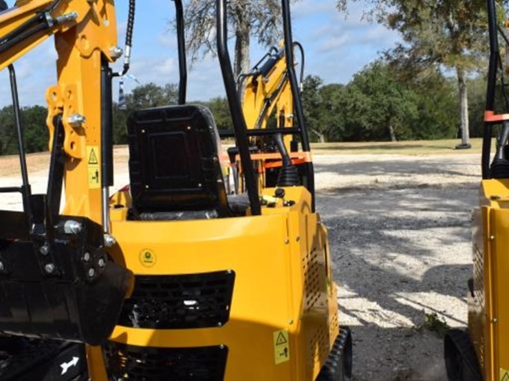 ats-rt15r-mini-excavator-(serial-#-2605072724sh)-(k)-image-4