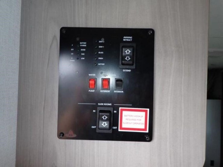 new-non-current-2024-coleman-lantern-series-263bh-image-47