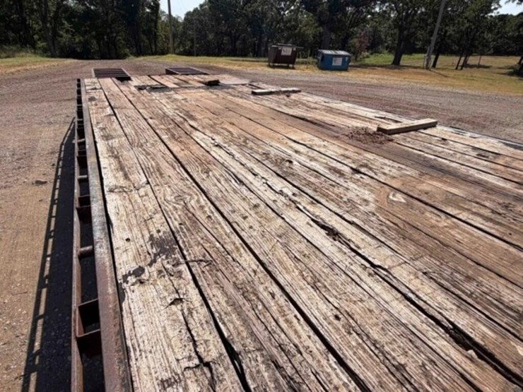 2009-elite-gooseneck-flatbed-trailer-image-8