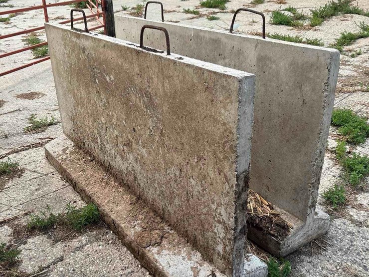 2-61/2’-long-portable-cement-walls-image-3